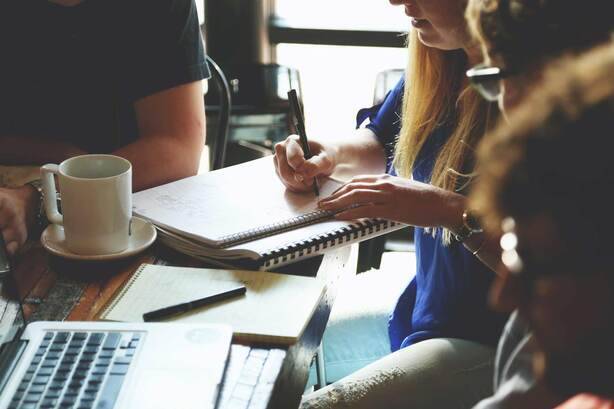 SimonSAYS Strategic Marketing Agency – conceptual process and collaboration
