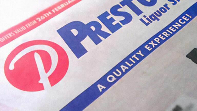 SIMONSAYS DIGITAL AGENCY Presto Liquor Store logo with tagline "A QUALITY EXPERIENCE!" on promotional material.